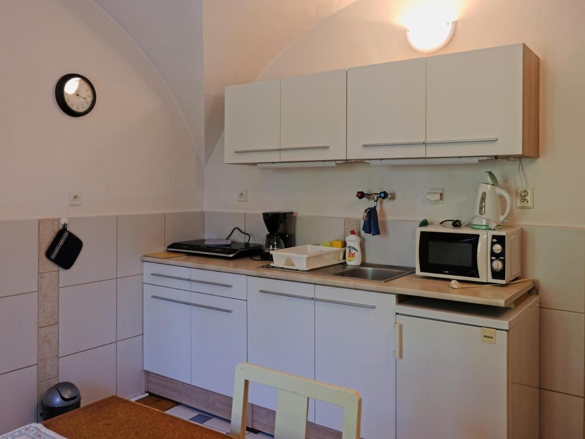 Apartmany V Broumovskem Statku Eksteriør billede